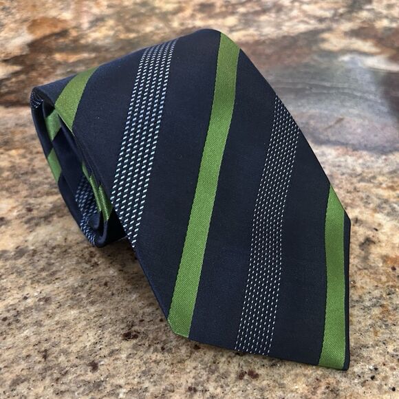 Hilditch & Key 100% Silk Necktie Tie Striped Navy Blue Green 61 x 3 3/4 - Picture 1 of 4